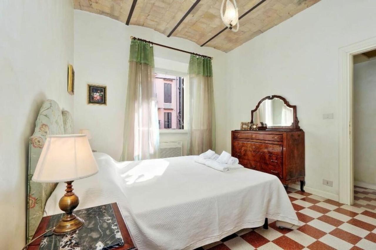 Apartmán Borgo Vittorio Řím Exteriér fotografie